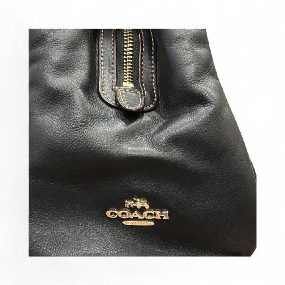 Coach Phoebe Black and Cream Shoulder Bag - Picture 4 of 13